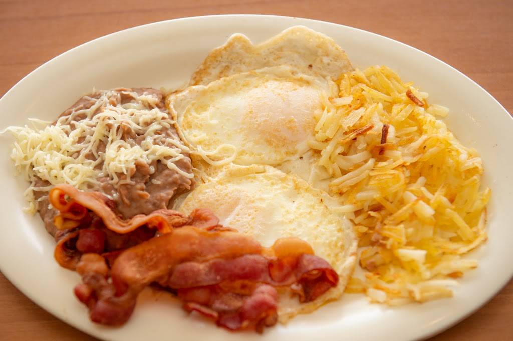 Delicious Mexican Eatery | restaurant | 3314 Fort Blvd, El Paso, TX 79930, USA | 9155661396 OR +1 915-566-1396