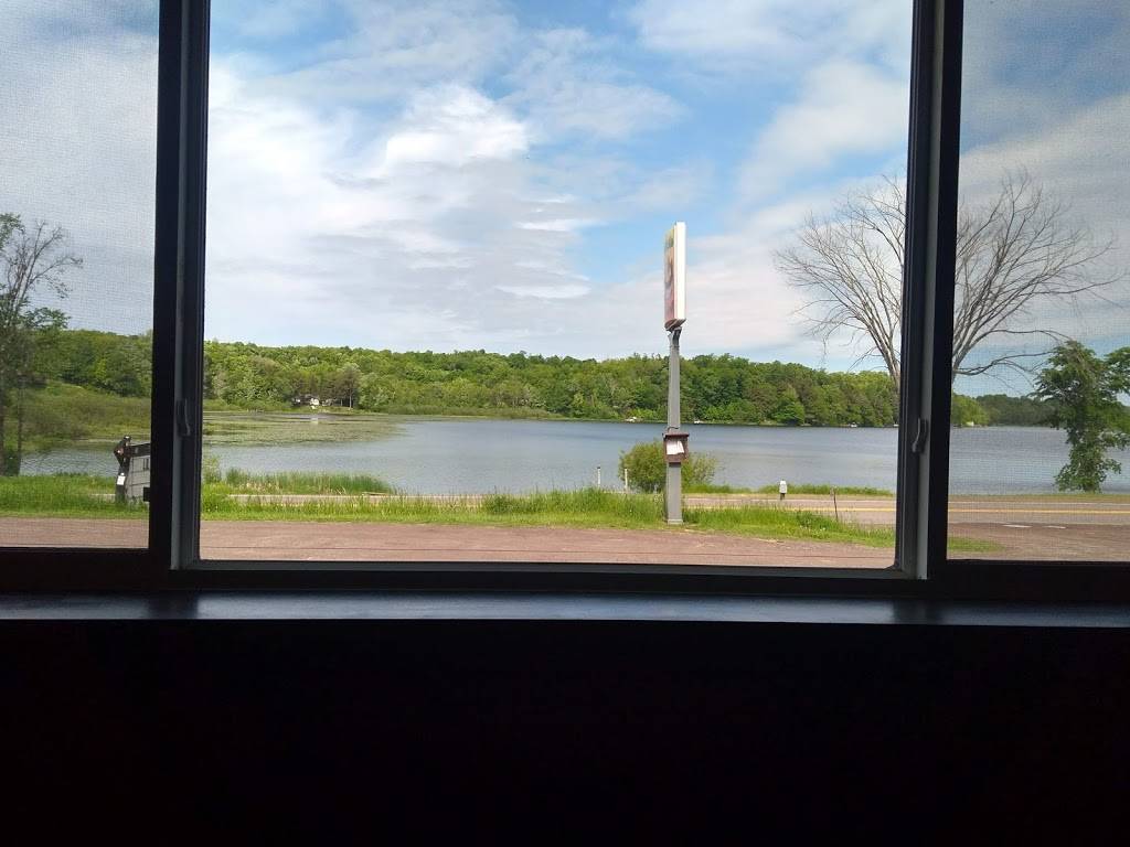 Lil J&Ds | restaurant | N9430 WI-102, Rib Lake, WI 54470, USA | 7154272177 OR +1 715-427-2177