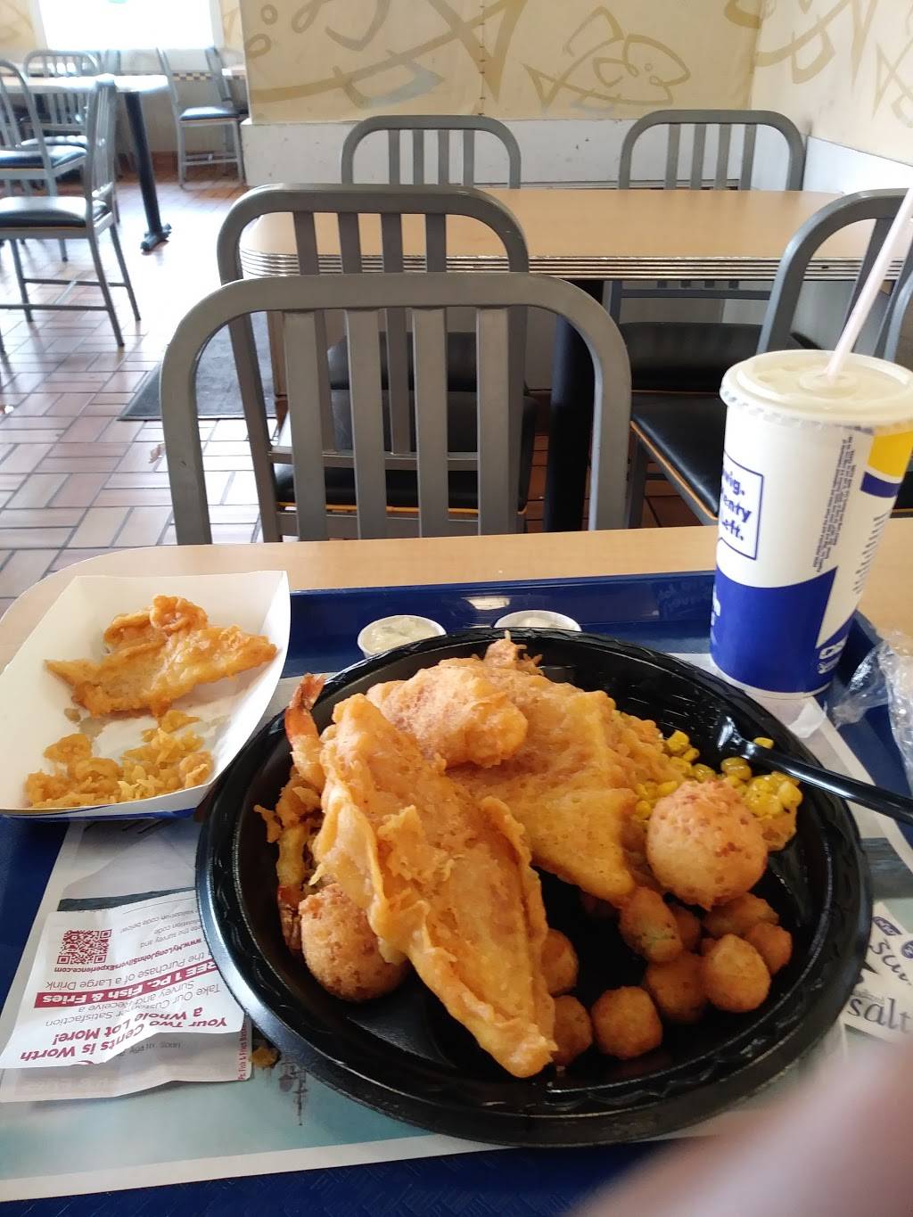 Long John Silvers | restaurant | 2621 S Westmoreland Rd, Dallas, TX 75211, USA | 2144314668 OR +1 214-431-4668