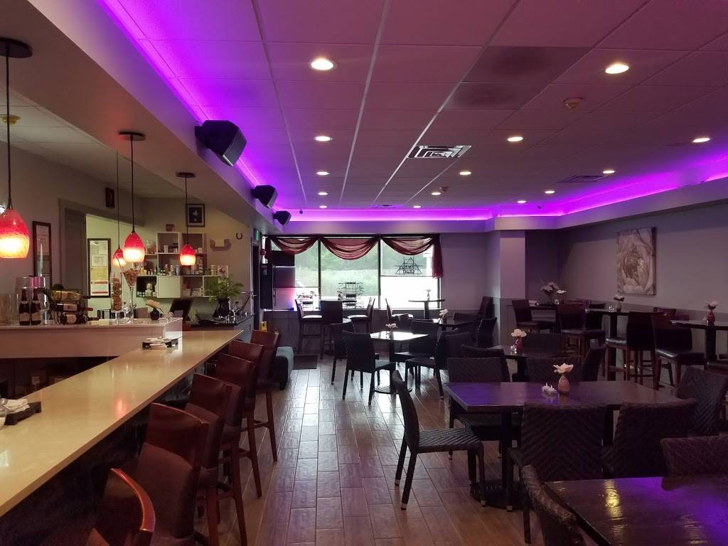 JJ’s Polish Restaurant | restaurant | 2104 Algonquin Rd, Lake in the Hills, IL 60156, USA | 8478544051 OR +1 847-854-4051