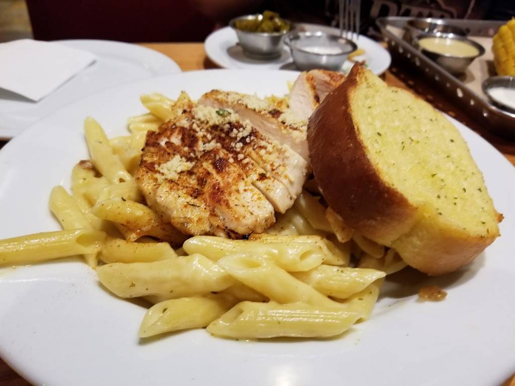 Chilis Grill & Bar | meal takeaway | 1371 E Gladstone St, Glendora, CA 91740, USA | 9095998300 OR +1 909-599-8300