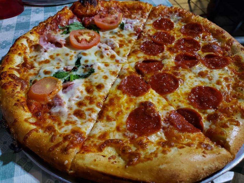 The Crushed Tomato | restaurant | 205 Montgomery St, Summerville, GA 30747, USA | 7068590000 OR +1 706-859-0000