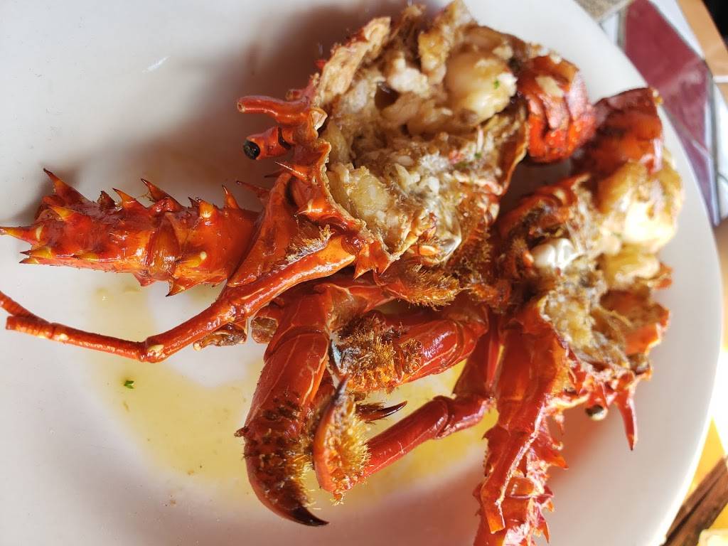 La Casa Del Pescador | restaurant | Paseo del Mar 5, Puerto Nuevo, B.C., Mexico | 016616140477 OR +52 661 614 0477