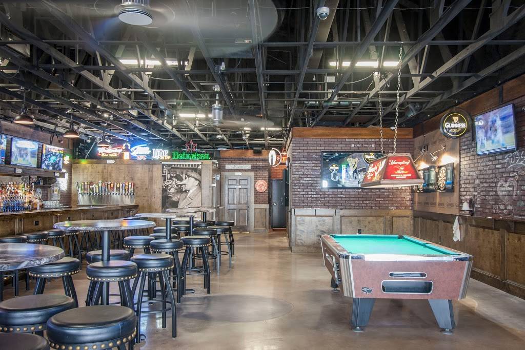 Paddy Wagon Irish Pub | restaurant | 6690 Cortez Rd W, Bradenton, FL 34210, USA | 9412163871 OR +1 941-216-3871