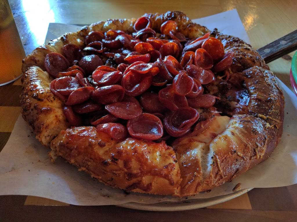 Lexiz Pizza Pub | restaurant | 1613 Westside Hwy, Kelso, WA 98626, USA | 3605751960 OR +1 360-575-1960