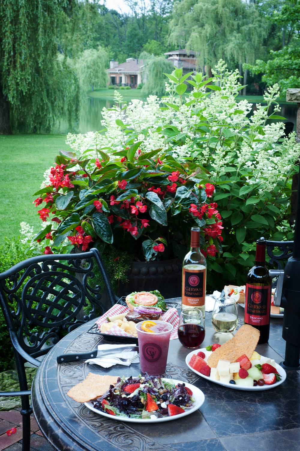 The Piazza at Gervasi Vineyard | restaurant | 1700 55th St NE, Canton, OH 44721, USA | 3304971000 OR +1 330-497-1000