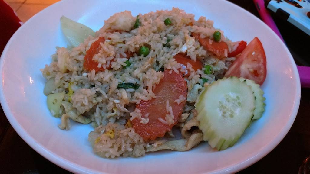 Summit Thai Cuisine | restaurant | 320 NJ-10 # 9, East Hanover, NJ 07936, USA | 9738878815 OR +1 973-887-8815