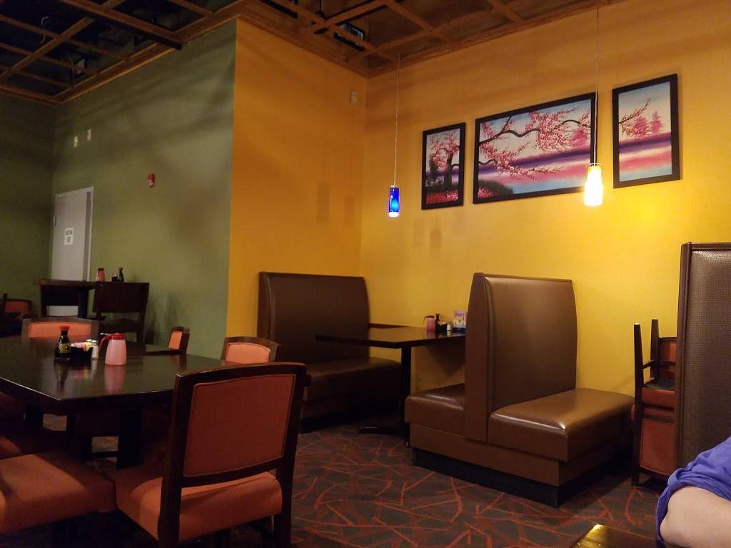 Lotus Restaurant | restaurant | 279 Center St, Auburn, ME 04210, USA | 2072410870 OR +1 207-241-0870