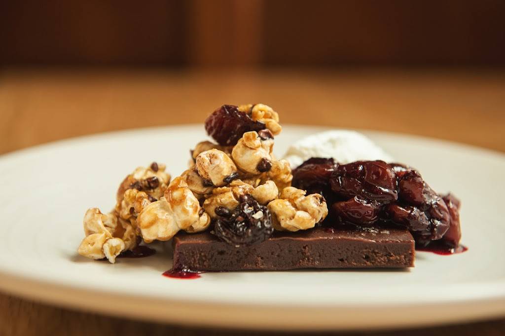 Schroeders | restaurant | 240 Front St, San Francisco, CA 94111, USA | 4154214778 OR +1 415-421-4778