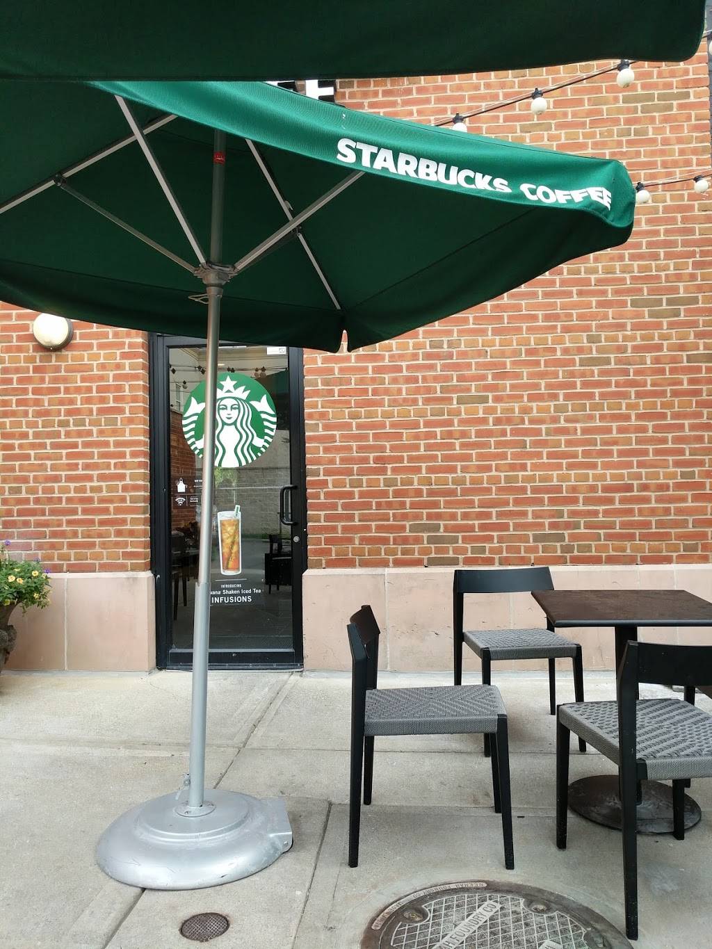 Starbucks | cafe | 4015 Easton Station, Columbus, OH 43219, USA | 6143370361 OR +1 614-337-0361