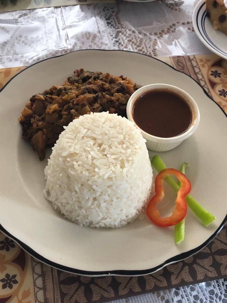 Tamas Restaurant & Bakery | restaurant | 6319 Silver Star Rd, Orlando, FL 32818, USA | 4075742002 OR +1 407-574-2002