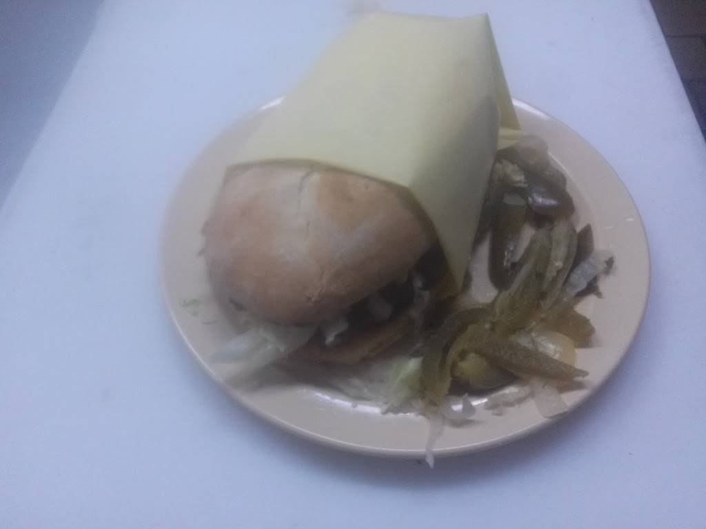 Zamora Albertos Mexican Food | restaurant | 13187 Main St C, Hesperia, CA 92345, USA | 7609481178 OR +1 760-948-1178