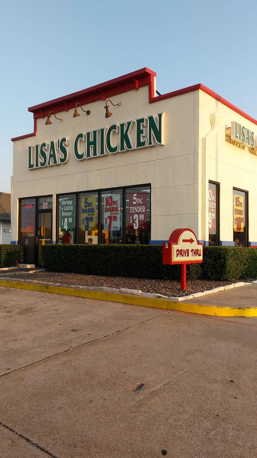 Lisas Chicken | restaurant | 1808 W Pioneer Pkwy, Arlington, TX 76013, USA | 8174621624 OR +1 817-462-1624