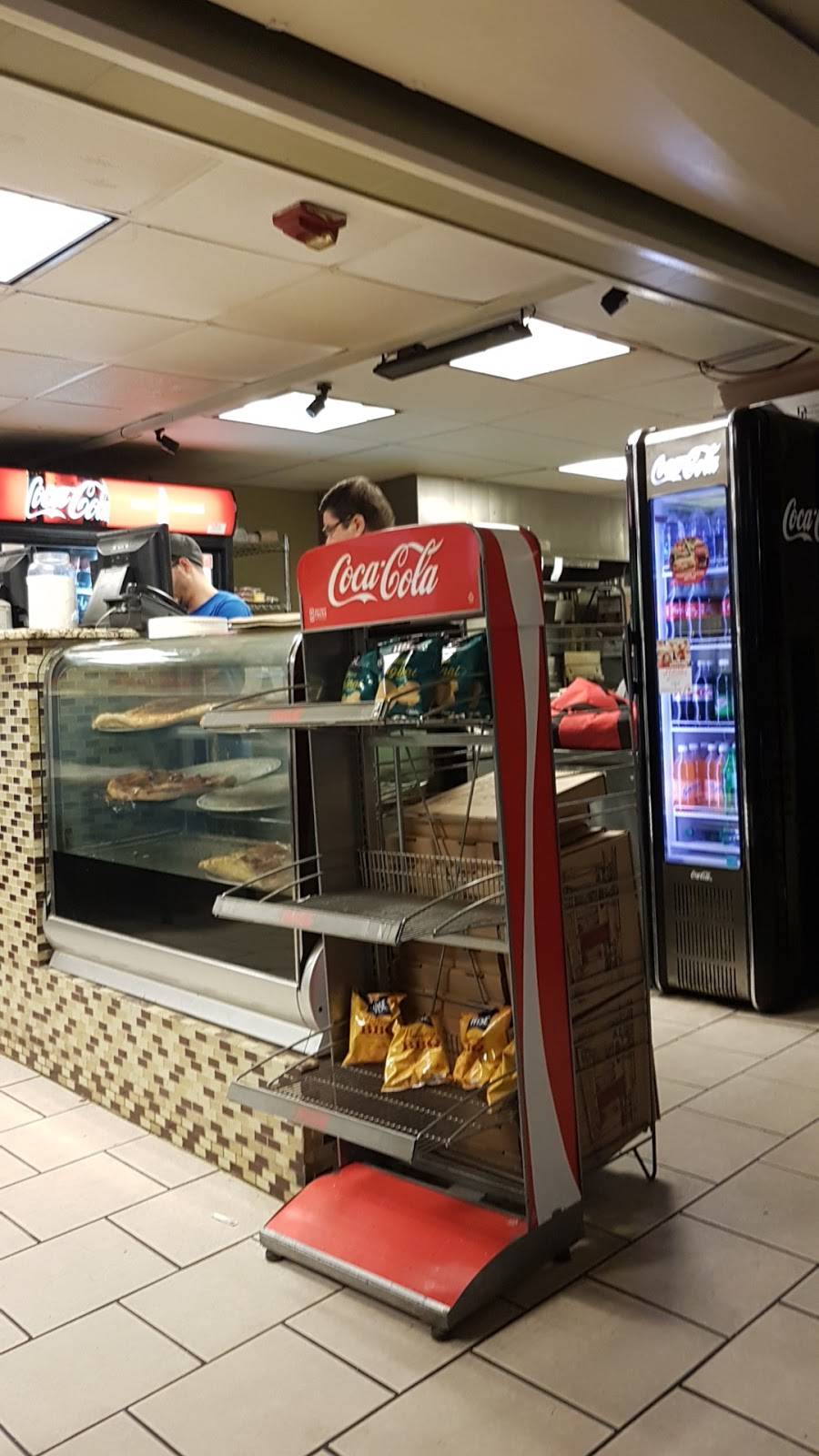 Suppas Pizza & Subs | restaurant | 94 University Ave, Lowell, MA 01854, USA | 9789703961 OR +1 978-970-3961