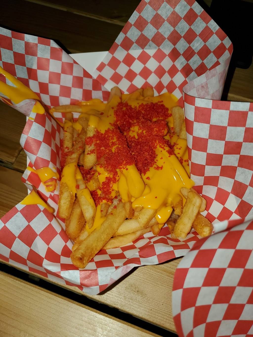 Chicks N Cows | restaurant | 7233 Foothill Blvd, Tujunga, CA 91042, USA | 8183396562 OR +1 818-339-6562