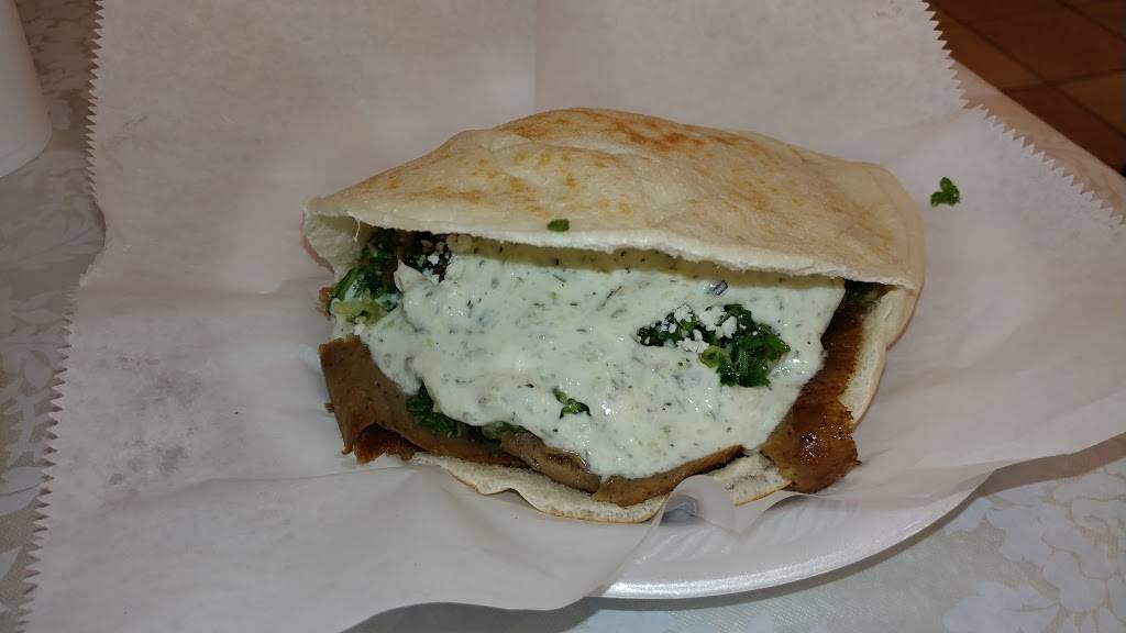 Deez Greek Cafe | restaurant | 599 Sam Ridley Pkwy W #106, Smyrna, TN 37167, USA | 6159847058 OR +1 615-984-7058