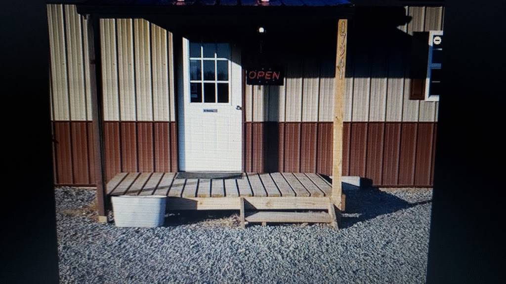 East Side BBQ | restaurant | 17561 State Hwy Z, Bernie, MO 63822, USA | 5732933030 OR +1 573-293-3030