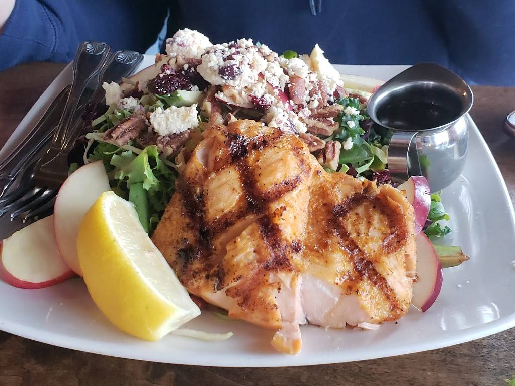 Dillons Local | restaurant | 21 S Park Ave, Plymouth, MA 02360, USA | 7744047913 OR +1 774-404-7913