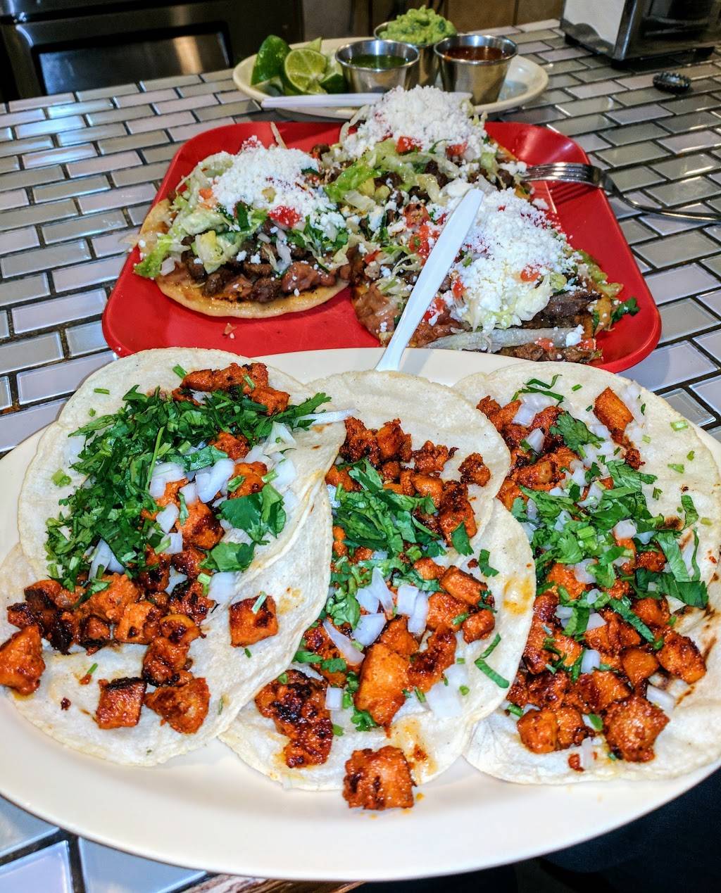 Panchos Mexican Taqueria | restaurant | 2303 Arctic Ave, Atlantic City, NJ 08401, USA | 6093442062 OR +1 609-344-2062