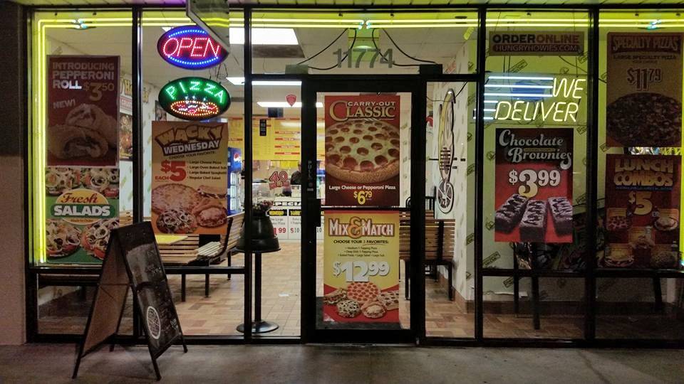 Hungry Howie’s Pizza | meal delivery | 11774 E Colonial Dr, Orlando, FL 32817, USA | 4072739676 OR +1 407-273-9676