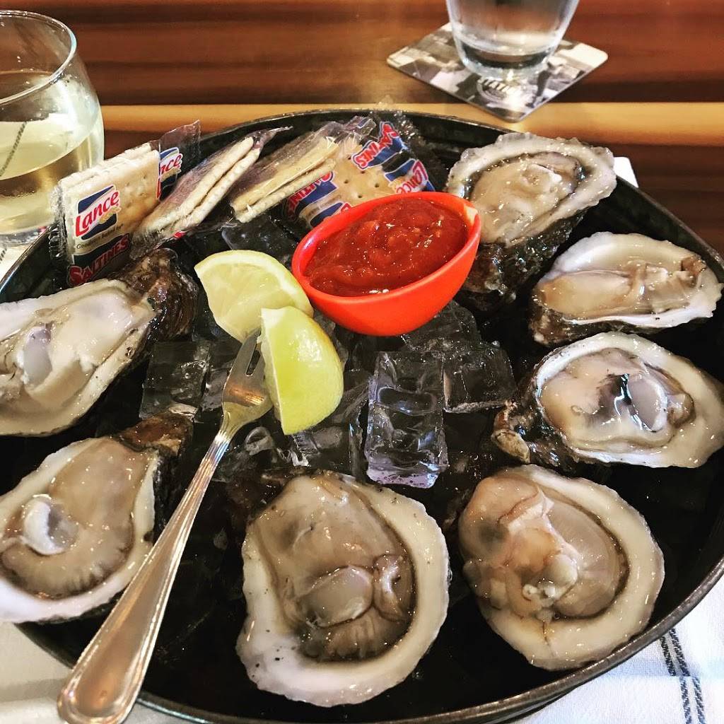 Station 6 | restaurant | 105 Metairie-Hammond Hwy, Metairie, LA 70005, USA | 5043452936 OR +1 504-345-2936