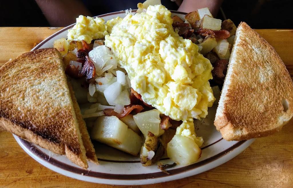 Cafe Noka | cafe | 1387 N Straits Hwy, Topinabee, MI 49791, USA | 2312389103 OR +1 231-238-9103