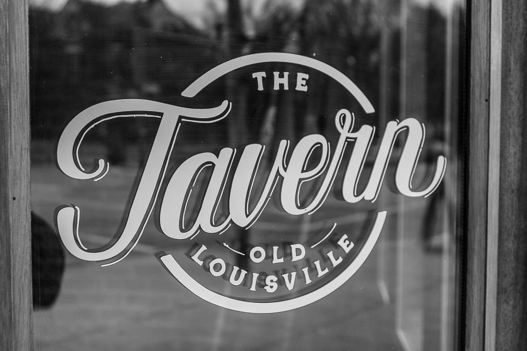Old Louisville Tavern | restaurant | 1532 S 4th St, Louisville, KY 40208, USA | 5024096281 OR +1 502-409-6281