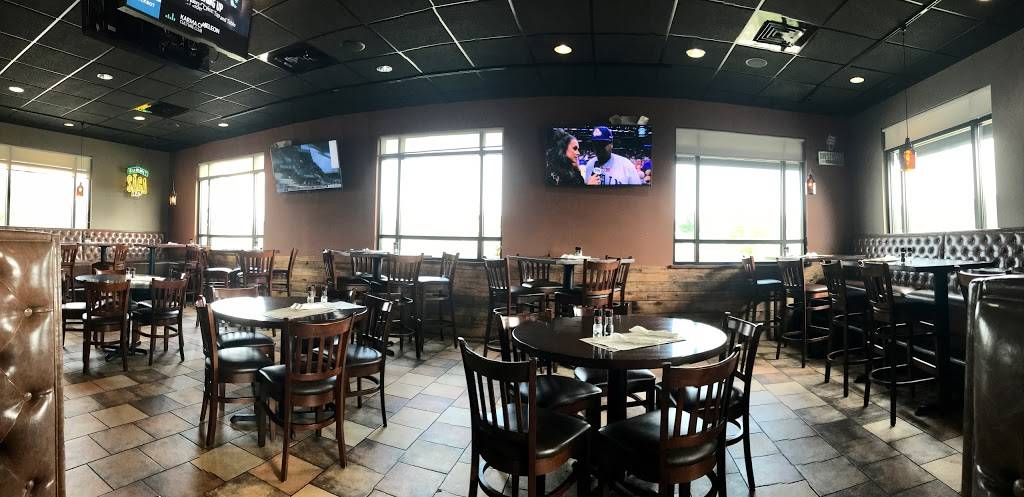 Fielders Choice Tap & Table | restaurant | 2300 Gleason Ct, Northfield, MN 55057, USA | 5076454500 OR +1 507-645-4500
