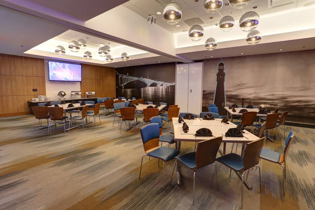 Dave & Busters | restaurant | 1 Galleria Dr, Buffalo, NY 14225, USA | 7169322515 OR +1 716-932-2515