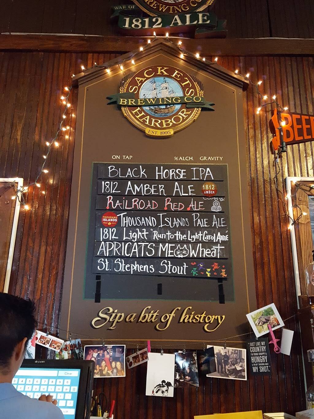 Sackets Harbor Brewing Company | restaurant | 212 W Main St, Sackets Harbor, NY 13685, USA | 3156462739 OR +1 315-646-2739