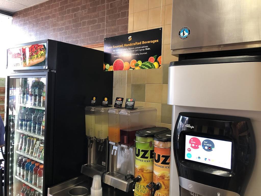 Subway Restaurants | restaurant | 531 N Hollywood Way Suite B, Burbank, CA 91505, USA | 8188436775 OR +1 818-843-6775