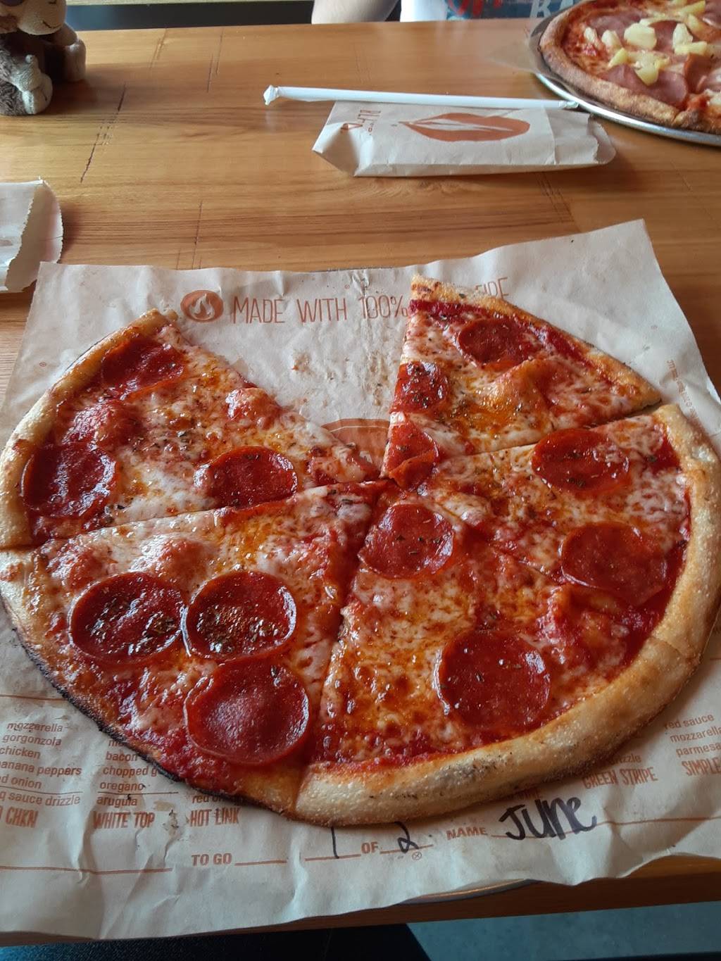 Blaze Pizza | meal takeaway | 5114 E Fowler Ave Suite 103, Tampa, FL 33617, USA | 8136782444 OR +1 813-678-2444