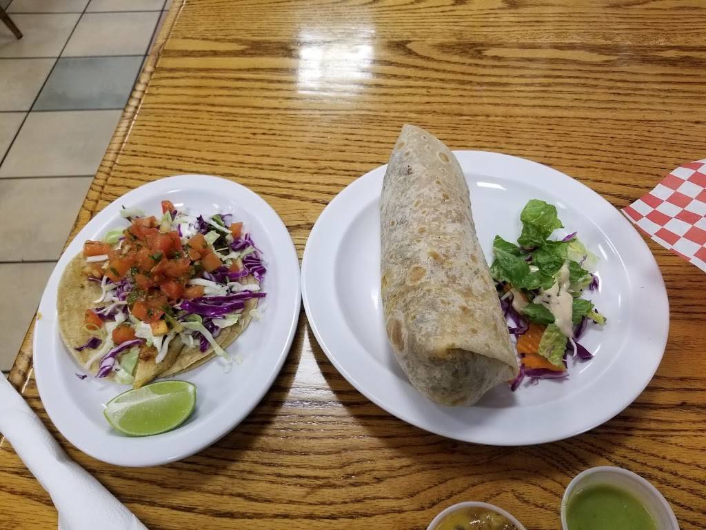 Cancun Mexican and Seafood | restaurant | 1766 N Coast Hwy 101 unit b, Encinitas, CA 92024, USA | 7606333333 OR +1 760-633-3333