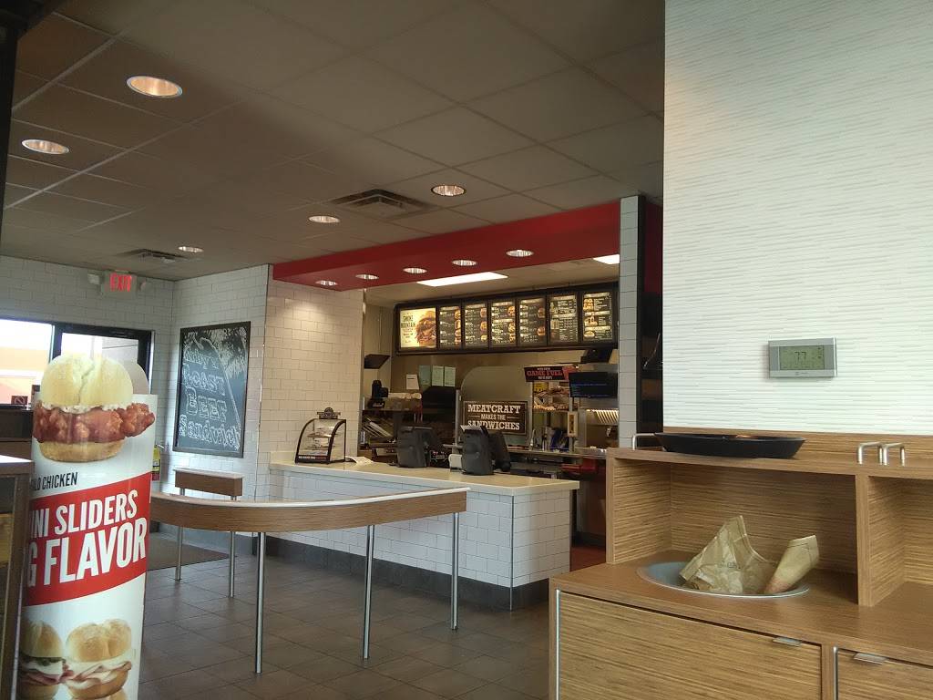 Arbys | restaurant | 45630 N Gratiot Ave, Macomb, MI 48042, USA | 5865989555 OR +1 586-598-9555