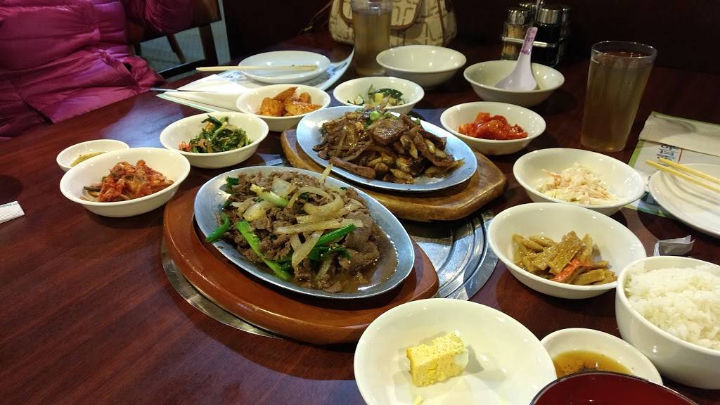 Bowl & B.B.Q. | restaurant | 1277 Elmhurst Rd, Des Plaines, IL 60018, USA | 8477581277 OR +1 847-758-1277