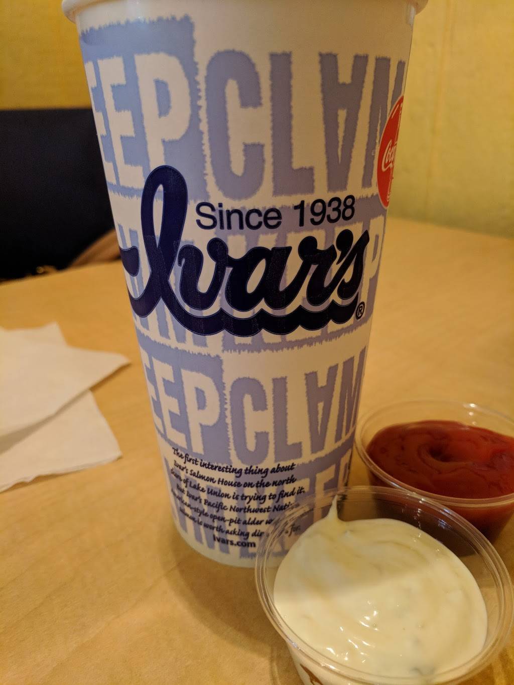 Ivars Seafood Bar | restaurant | 9910 Edmonds Way, Edmonds, WA 98020, USA | 4256722640 OR +1 425-672-2640