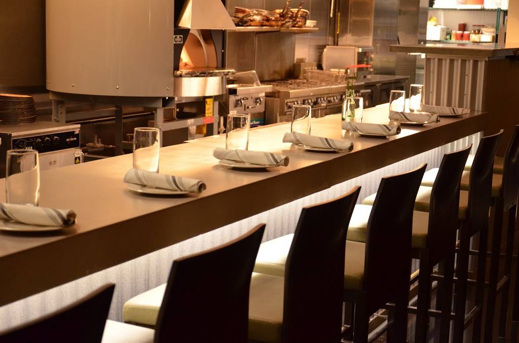 Dogwood Southern Table & Bar | restaurant | 4905 Ashley Park Ln, Charlotte, NC 28210, USA | 7049104919 OR +1 704-910-4919