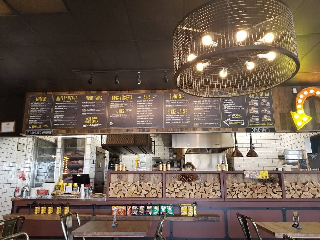 Dickeys Barbecue Pit | restaurant | 21 Fair Ln, Placerville, CA 95667, USA | 5307483445 OR +1 530-748-3445