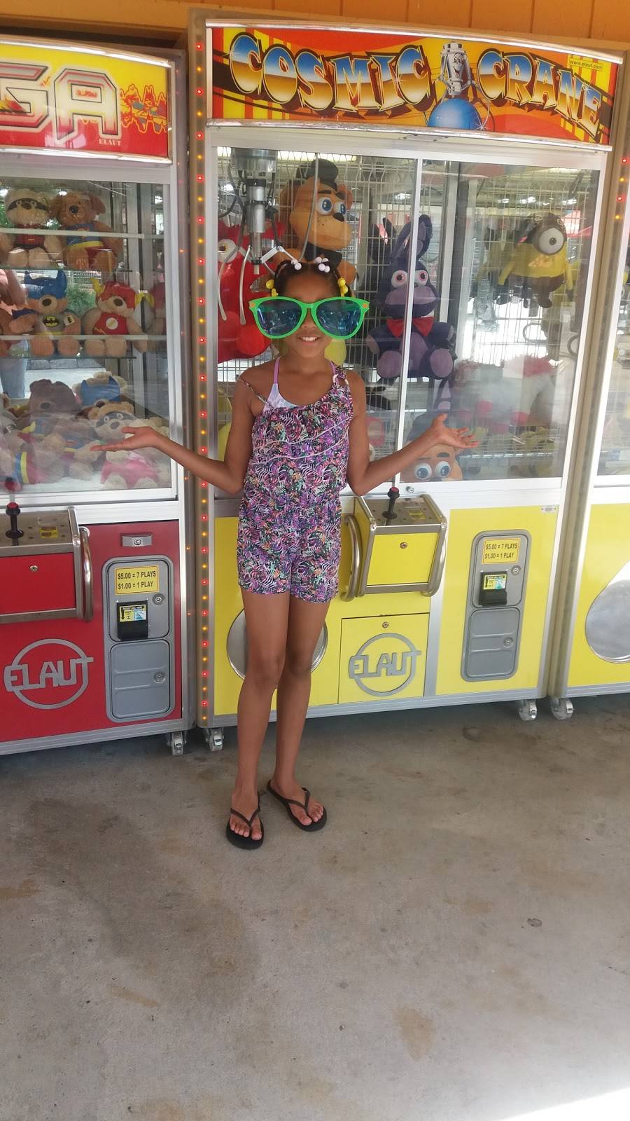 New Garden Restaurant | restaurant | 93 Maple Ave, Newark, NJ 07112, USA | 9739234022 OR +1 973-923-4022