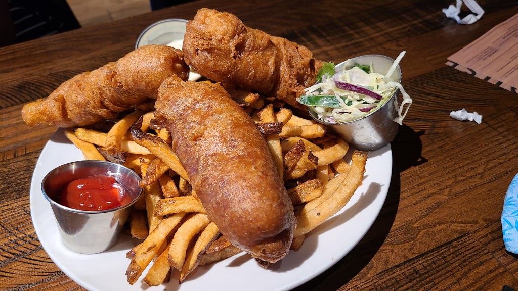 The Social House | restaurant | 1705 N Collins St #101, Arlington, TX 76011, USA | 6822763830 OR +1 682-276-3830