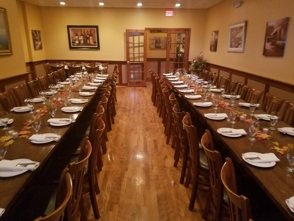 Adrianas | restaurant | 771 Grand Ave, New Haven, CT 06511, USA | 2038656474 OR +1 203-865-6474