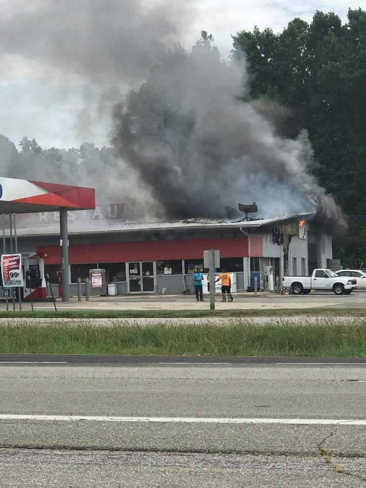 360 TRUCK STOP | restaurant | 11201 Patrick Henry Hwy, Amelia Court House, VA 23002, USA | 8045614719 OR +1 804-561-4719