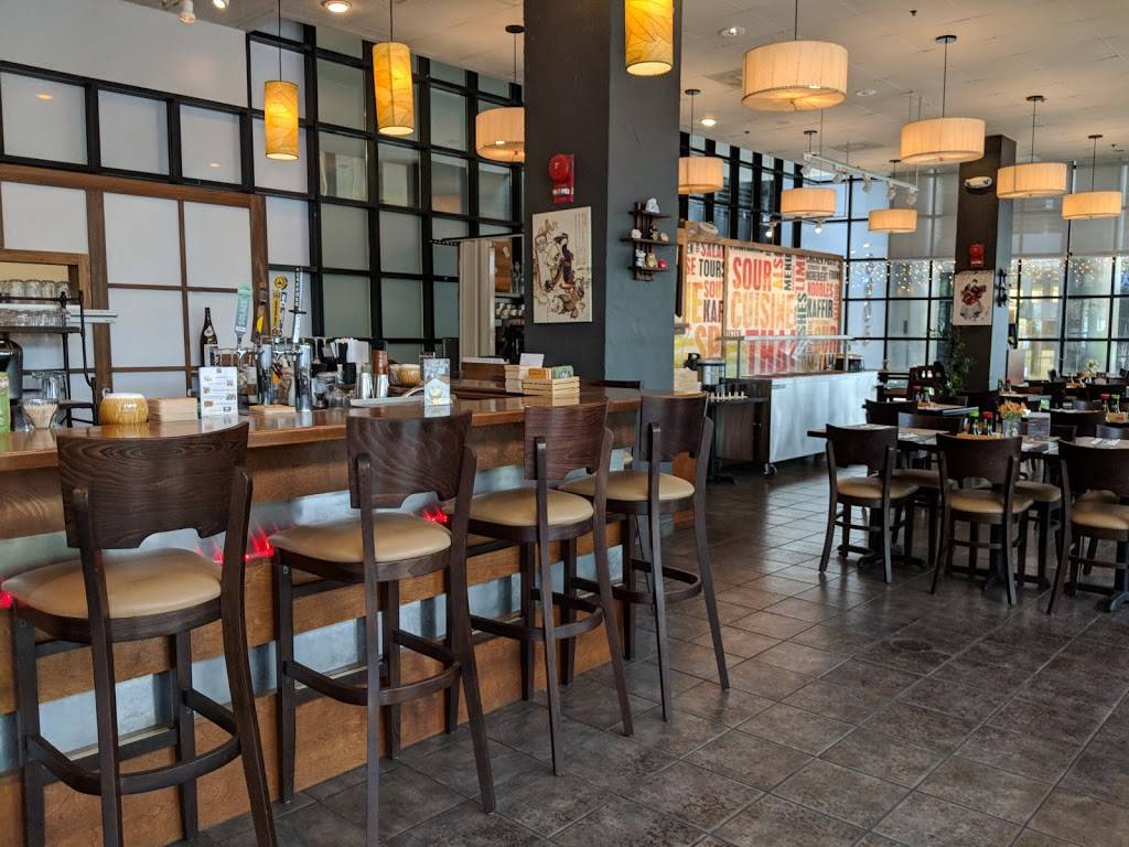 Side Street & Sushi Bar by I-Thai | restaurant | 8603 Westwood Center Dr #100, Tysons, VA 22182, USA | 7032638742 OR +1 703-263-8742