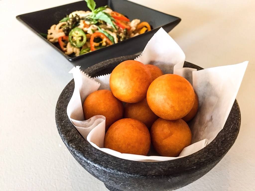 Bang Na | meal takeaway | 637 N Spring St, Los Angeles, CA 90012, USA | 3236986569 OR +1 323-698-6569