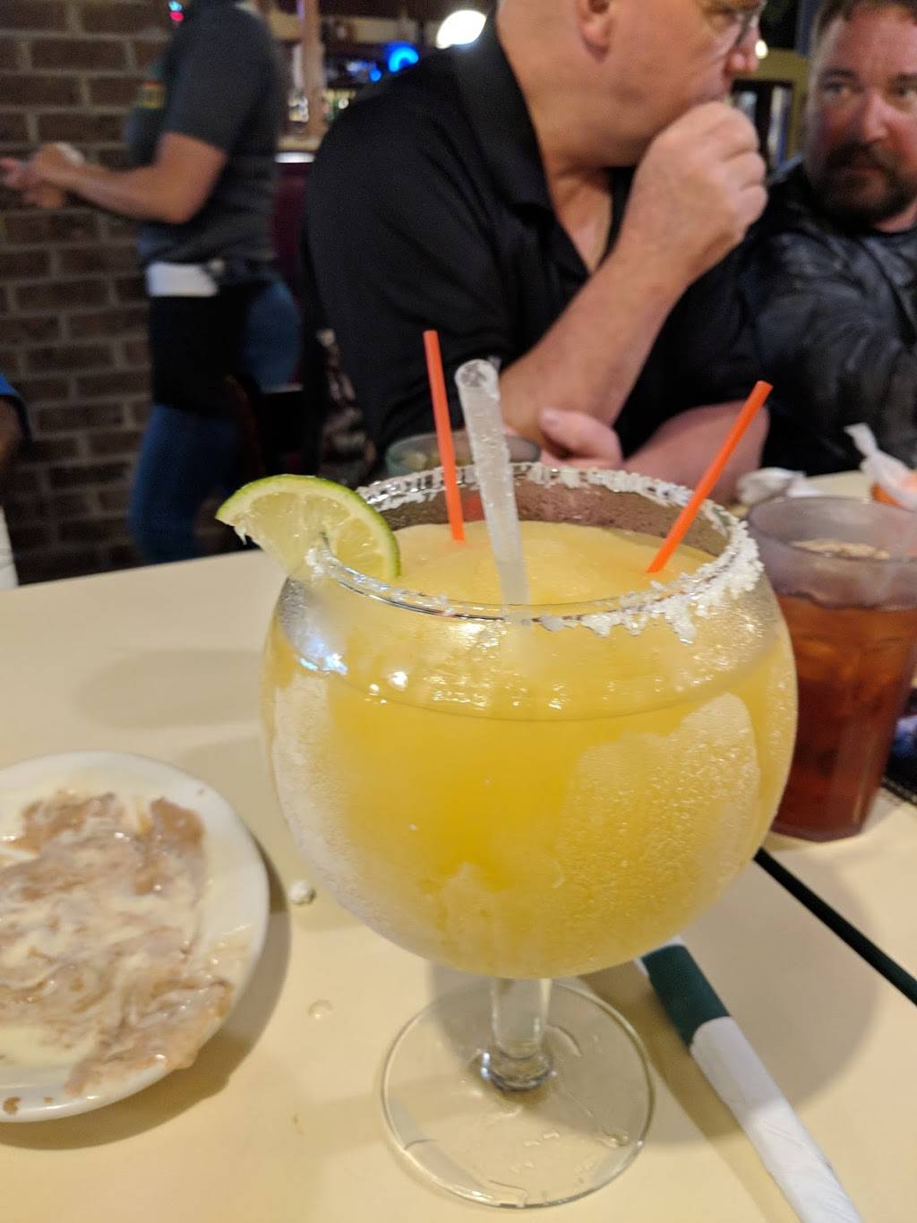 Los Arcos | restaurant | 1405 Sunset Dr, Guntersville, AL 35976, USA | 2565710104 OR +1 256-571-0104