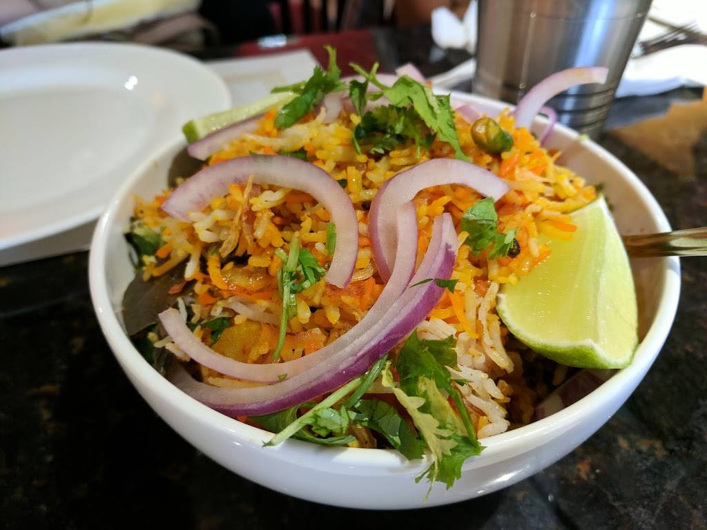 Mellow Manna INDIAN CUISINE | restaurant | 2122 Holly Hall St, Houston, TX 77054, USA | 7137907888 OR +1 713-790-7888