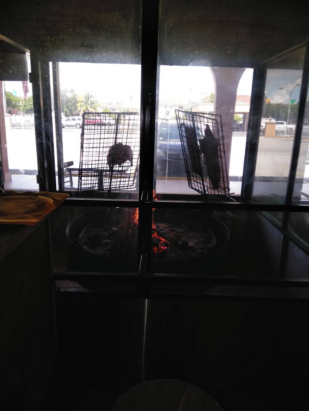 El Establo Steak House | restaurant | 231 Flamingo Way, Hialeah, FL 33010, USA | 7548014266 OR +1 754-801-4266