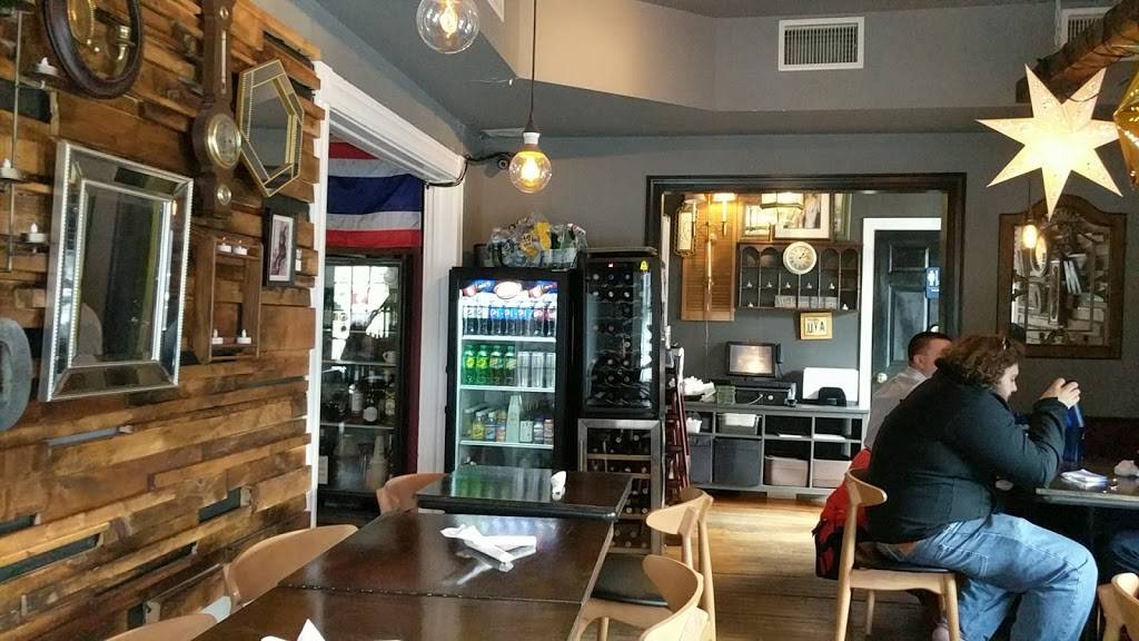 Monsoon Siam | restaurant | 113 E Market St, Charlottesville, VA 22902, USA | 4349711515 OR +1 434-971-1515