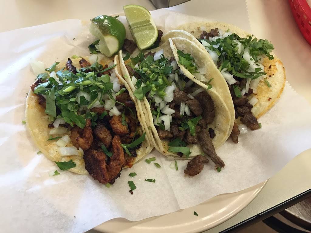 Los Burritos Tapatios Restaurant | restaurant | 1592 Buttitta Dr, Streamwood, IL 60107, USA | 6303720911 OR +1 630-372-0911