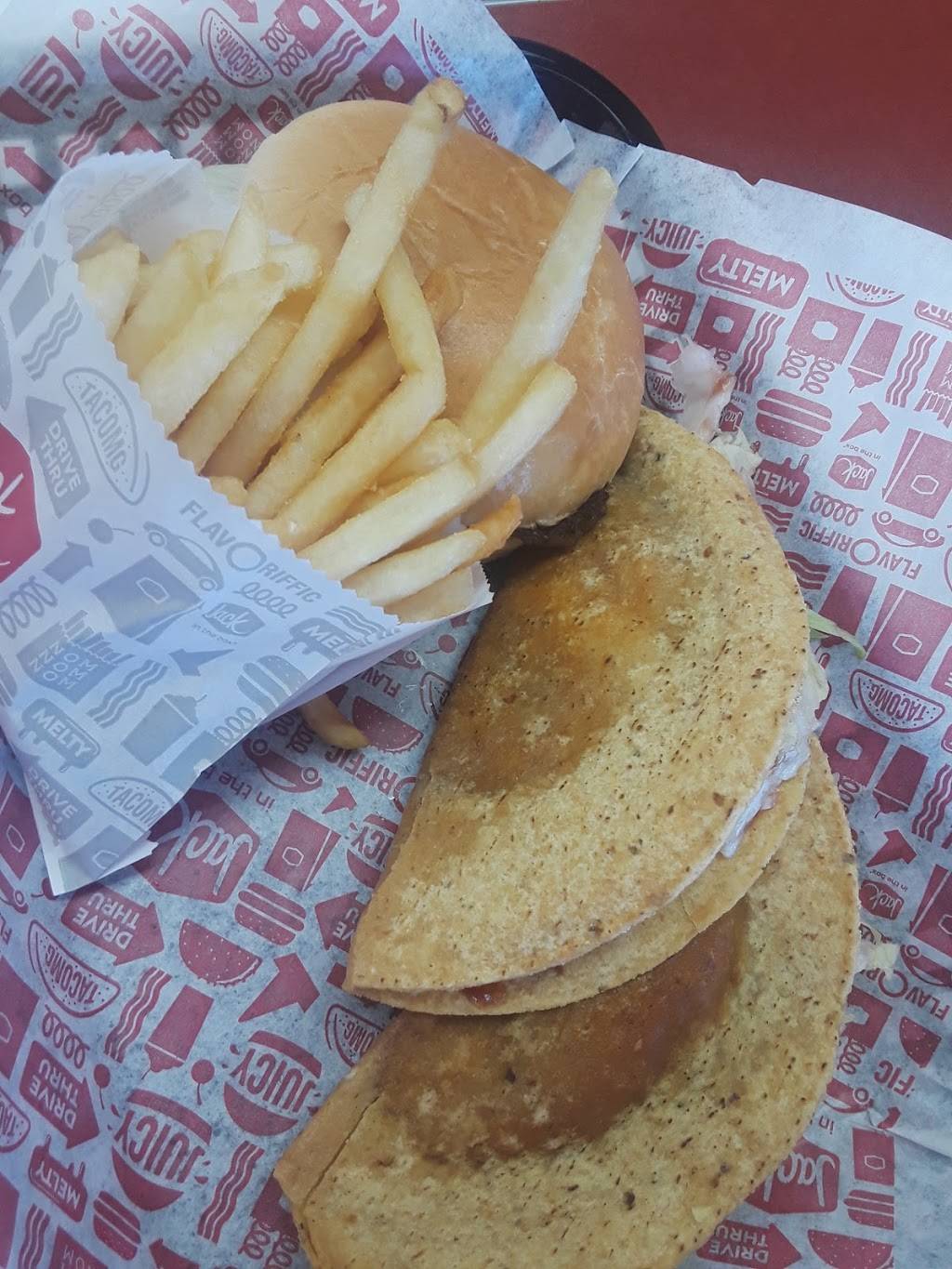 Jack in the Box | restaurant | 5104 W Thunderbird Rd, Glendale, AZ 85306, USA | 6029382074 OR +1 602-938-2074